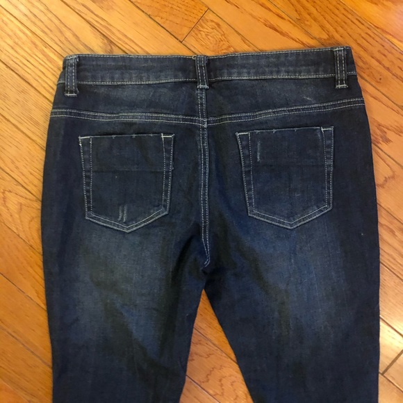 Lady Dutch | 28 - Picture 5 of 5